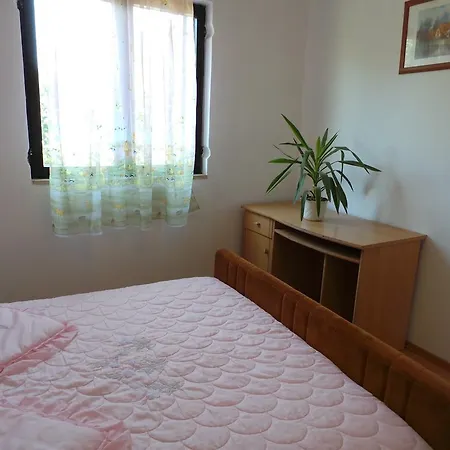 Apartmán In Fazana/istrien 8676 *
